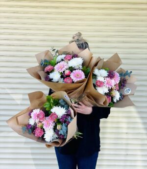 Bouquet delivery .jpg  