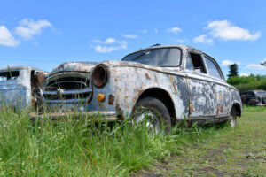 abandoned-deteriorated-old-vehicles-uruguay.jpg  