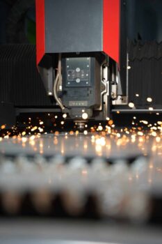 CNC fiber laser cutting machine.jpg  