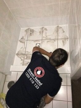 regrouting -services- experts.jpg  