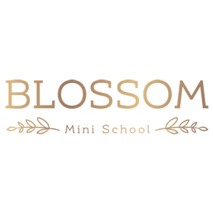 logo-blossom-mini-school.png  